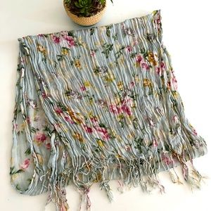 Gray/Pink Floral light weight scarf!